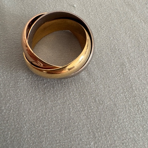 TRINITY EXTRA LARGE 3 GOLDS RING (ENGRAVED) IN GUC - Picture 8 of 9